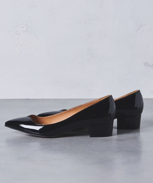 UBFM 尖頭剪裁包鞋PUMPS