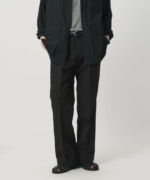 羊毛亞麻輕薄素材寬版直筒褲