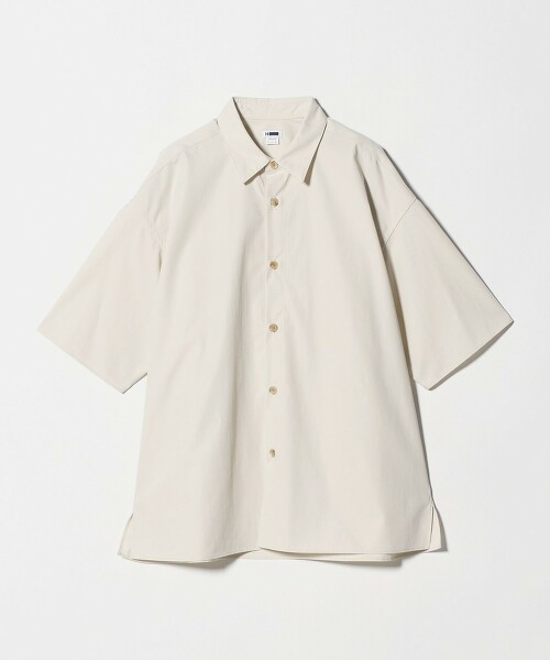 ＜H＞防潑水方形剪裁短袖襯衫