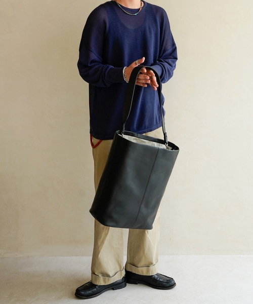 TW ITTI BUCKET SHOULDER 肩背包