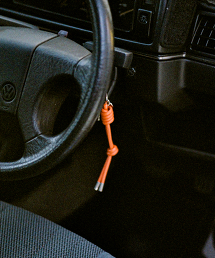 TW ITTIxCLESSTE CHARM 鑰匙圈