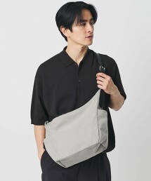 柔軟布料肩背包