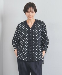 打摺荷葉邊V領襯衫