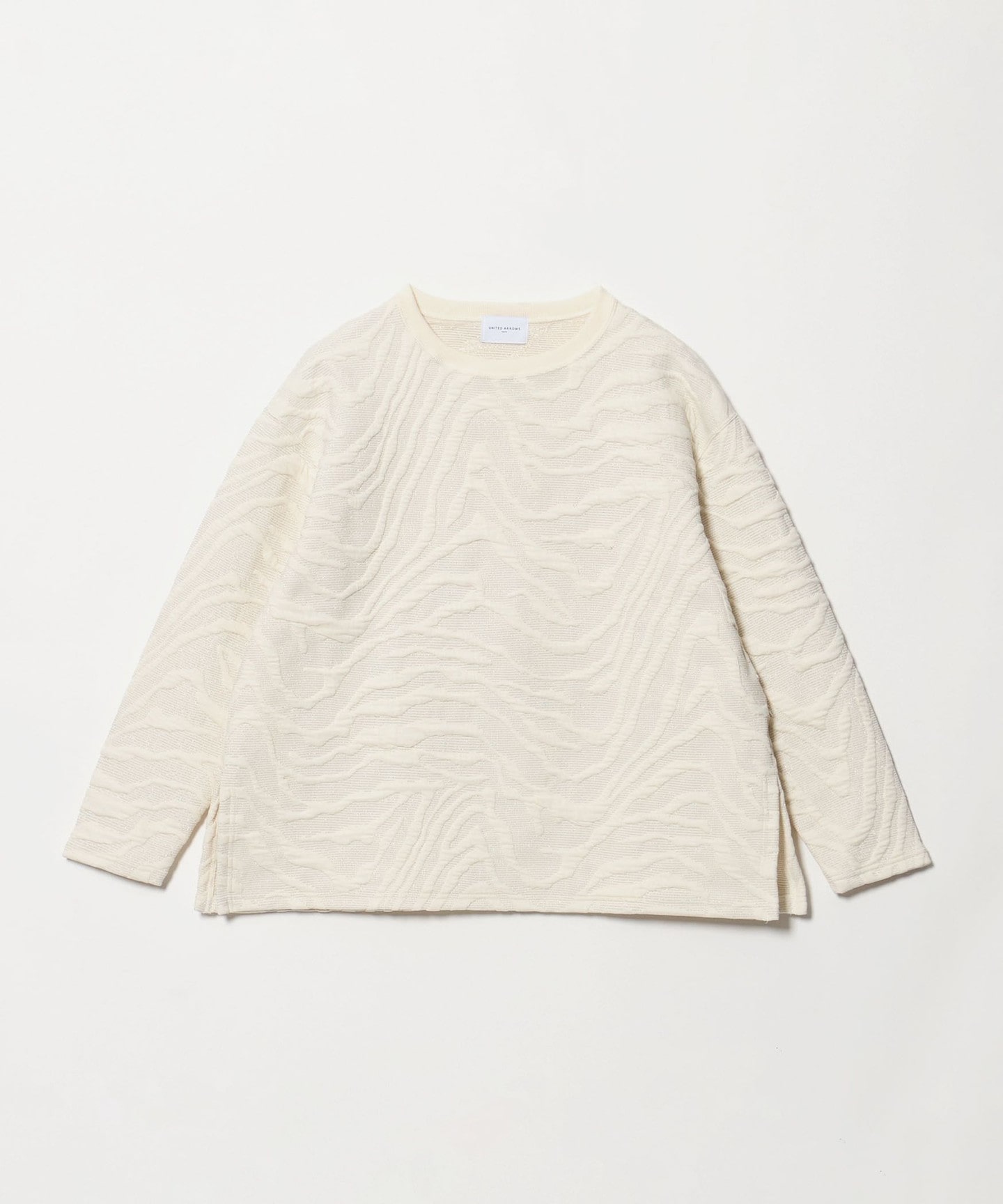 OFF WHITE