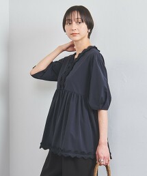 打摺荷葉邊V領短袖襯衫