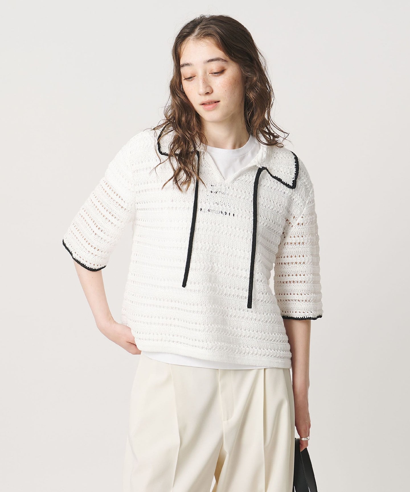 OFF WHITE