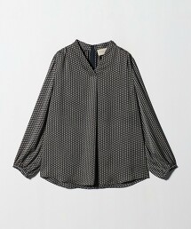 後緞面V領長袖罩衫   日本製