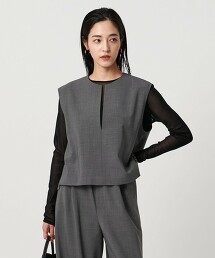 開衩無領背心