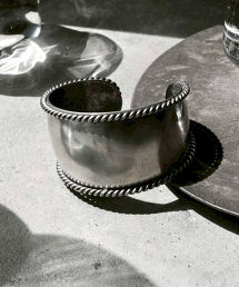 TW SOIERIE TWST BGL 手環