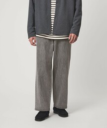 水洗寬版牛仔褲