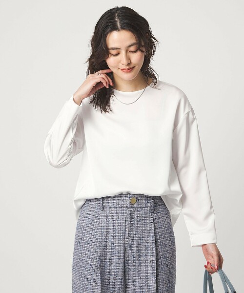 緞面拼接弧形下擺上衣