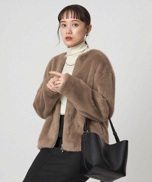 仿皮草無領大衣