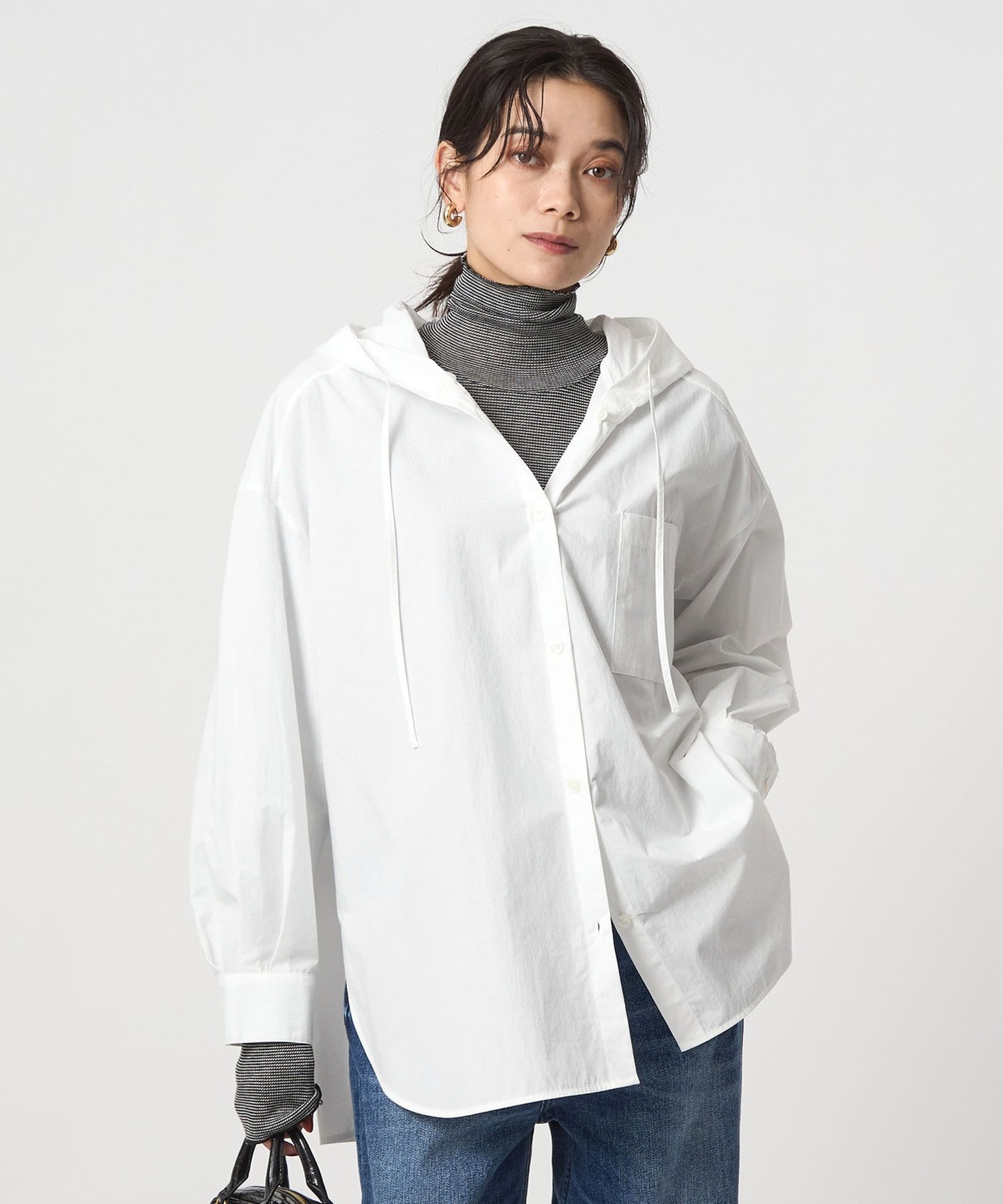 OFF WHITE