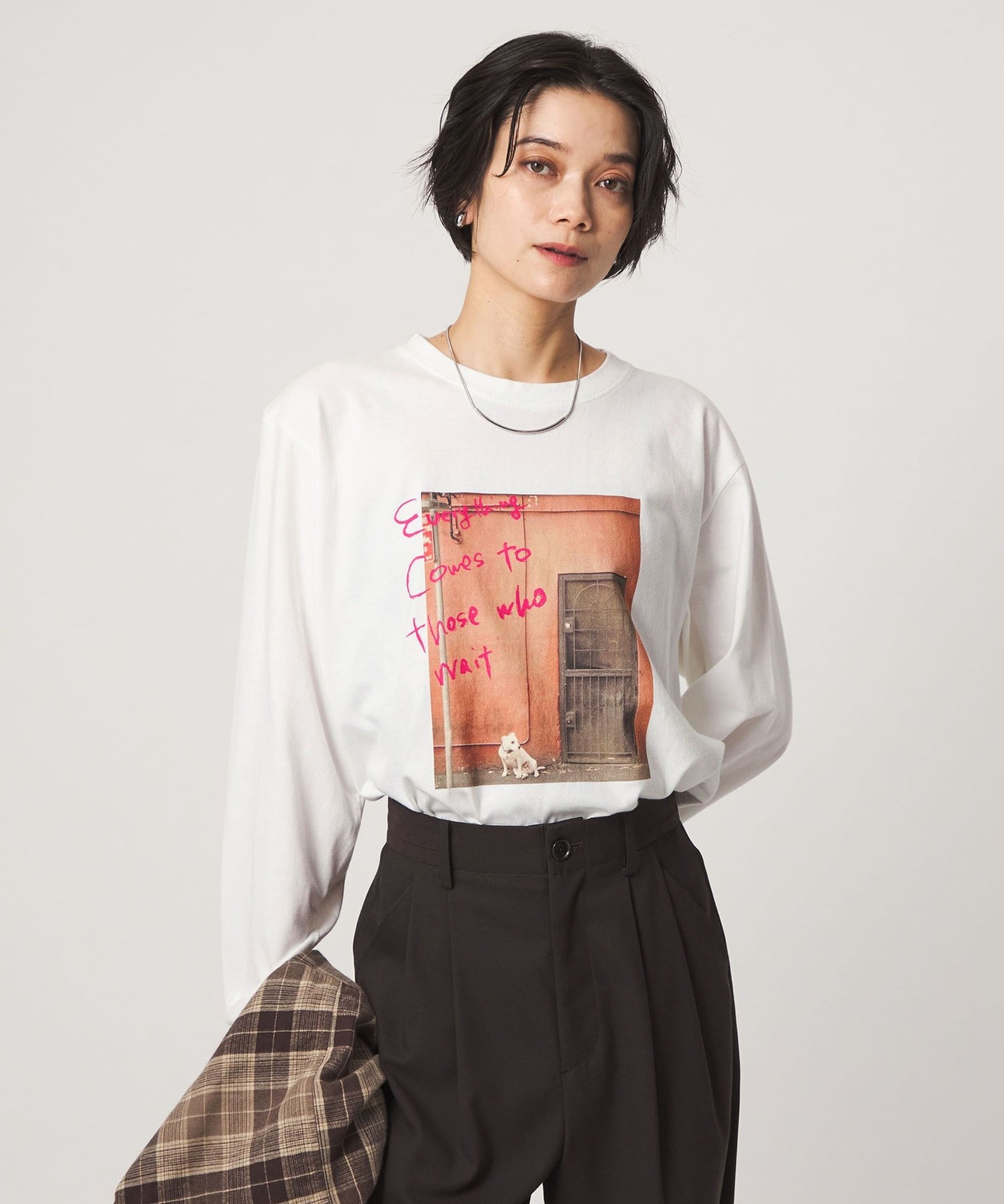 OFF WHITE