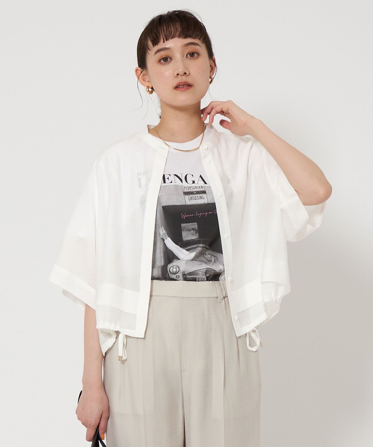 OFF WHITE