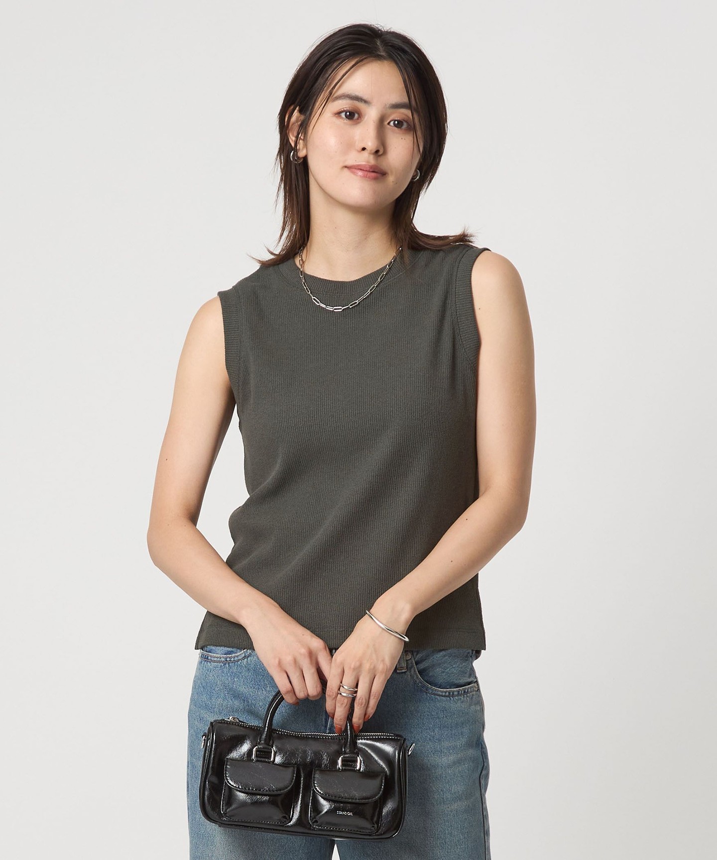 DK.GRAY