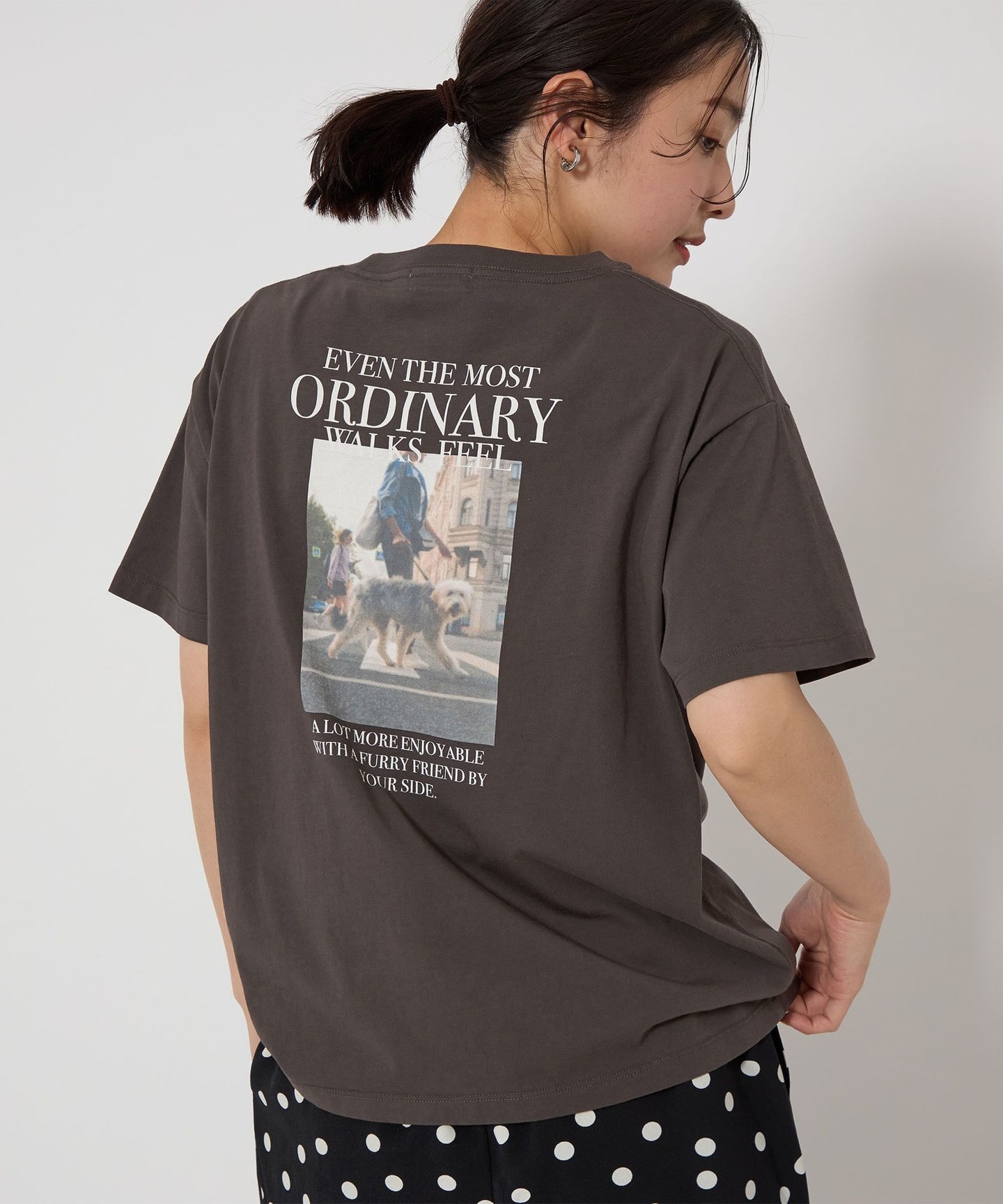 DK.GRAY