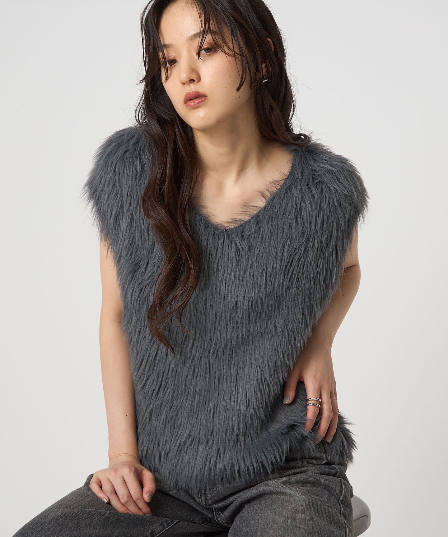 DK.GRAY