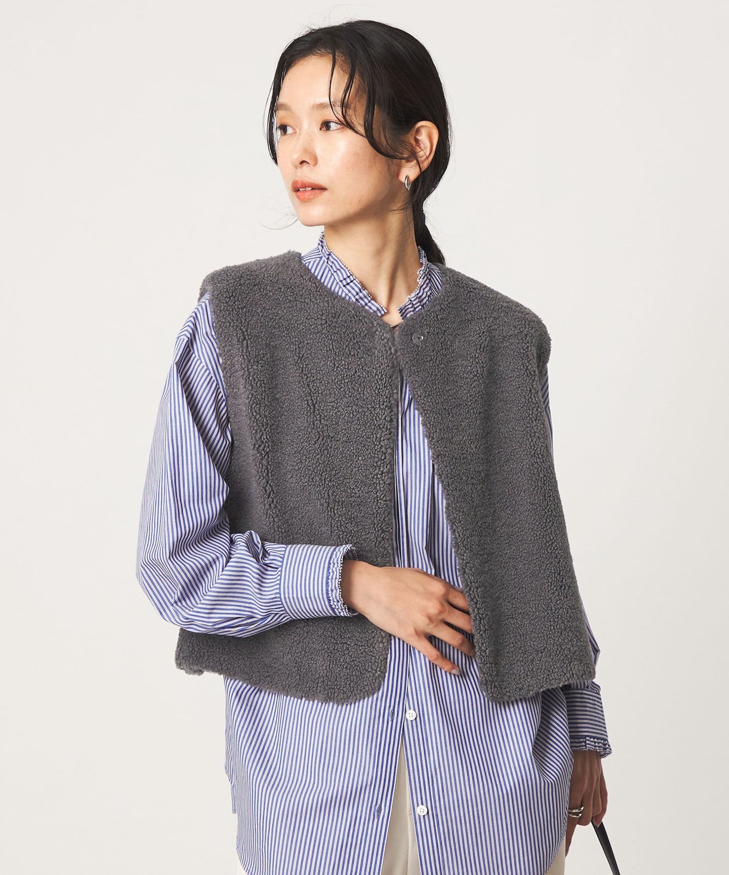 DK.GRAY