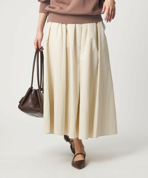 打摺傘狀長裙