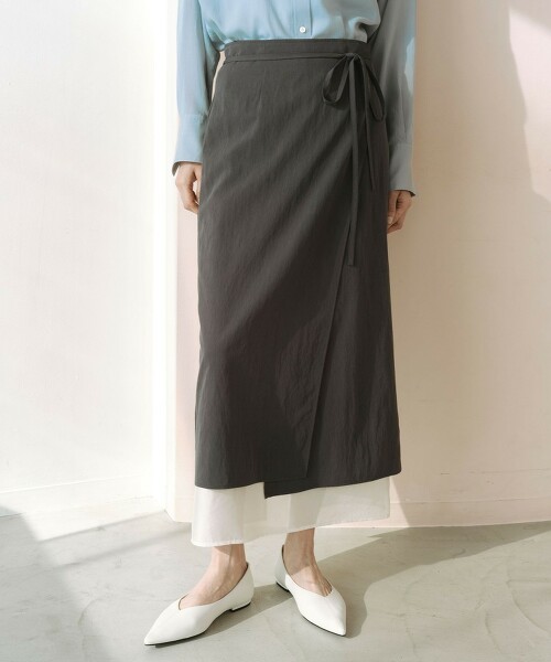 ＜SEASONAL COLLECTION＞ 圍裏層次長裙