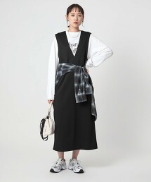 深V領連身洋裝