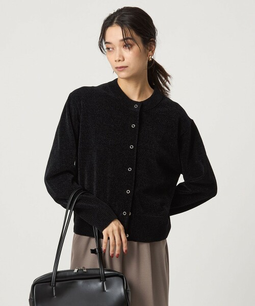 摩爾紗毛線圓領開襟衫