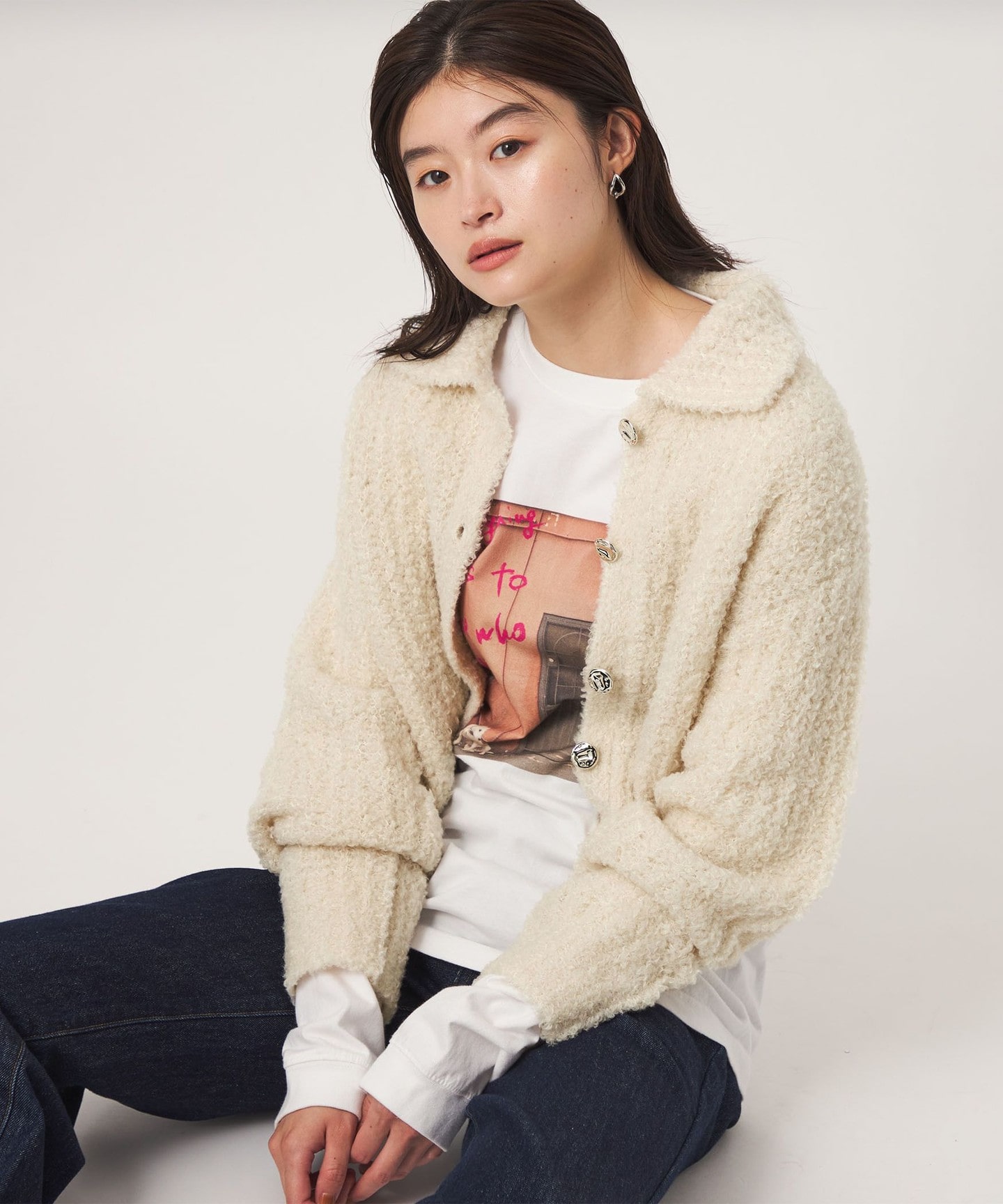 OFF WHITE