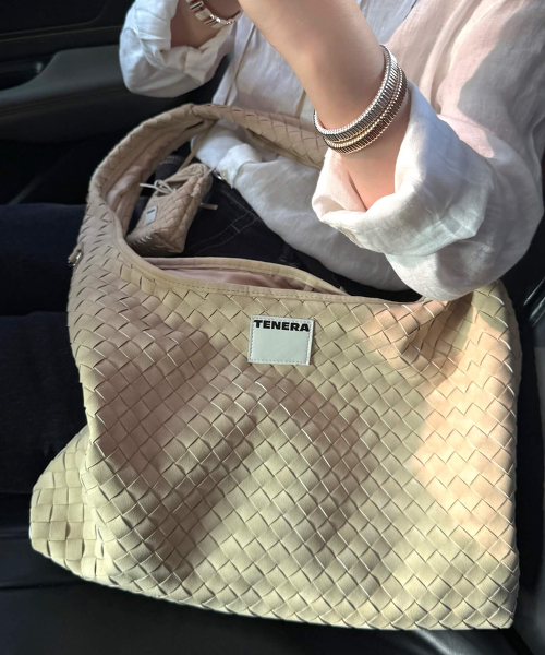 TENERA 手工編織麂皮單肩包 L