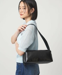 方形寬版肩背包