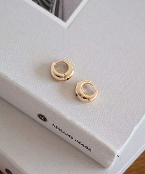 迷你半圓圈耳釘