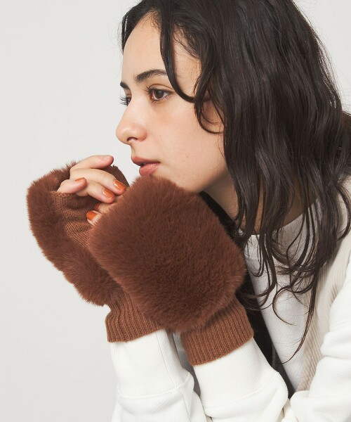 ＜VINCENT PRADIER＞仿皮草手套