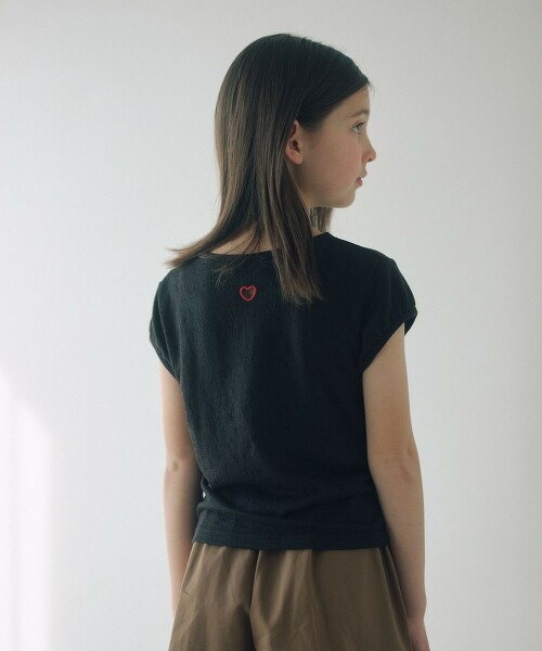 愛心刺繡T恤 100cm-160cm