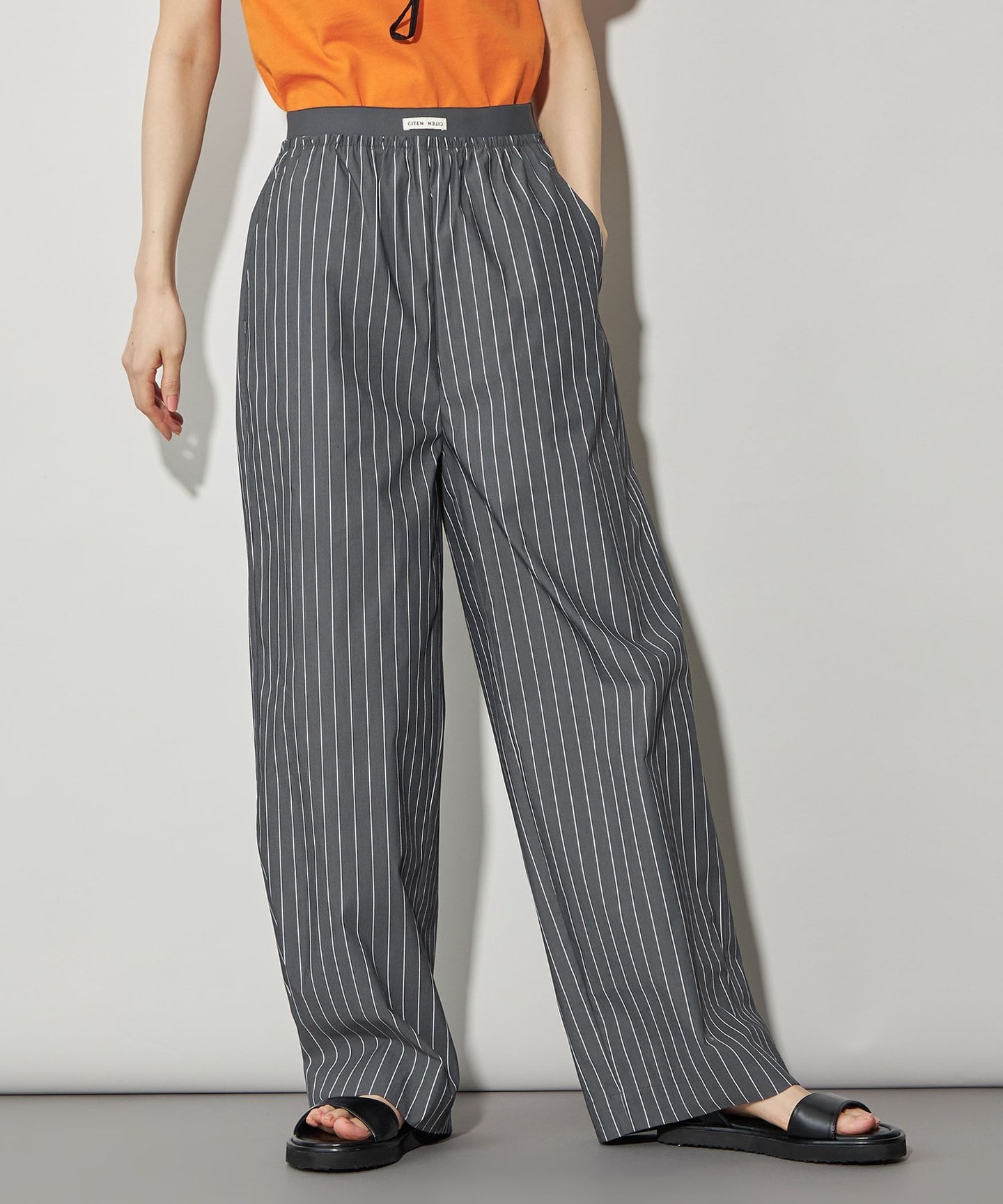 DK.GRAY