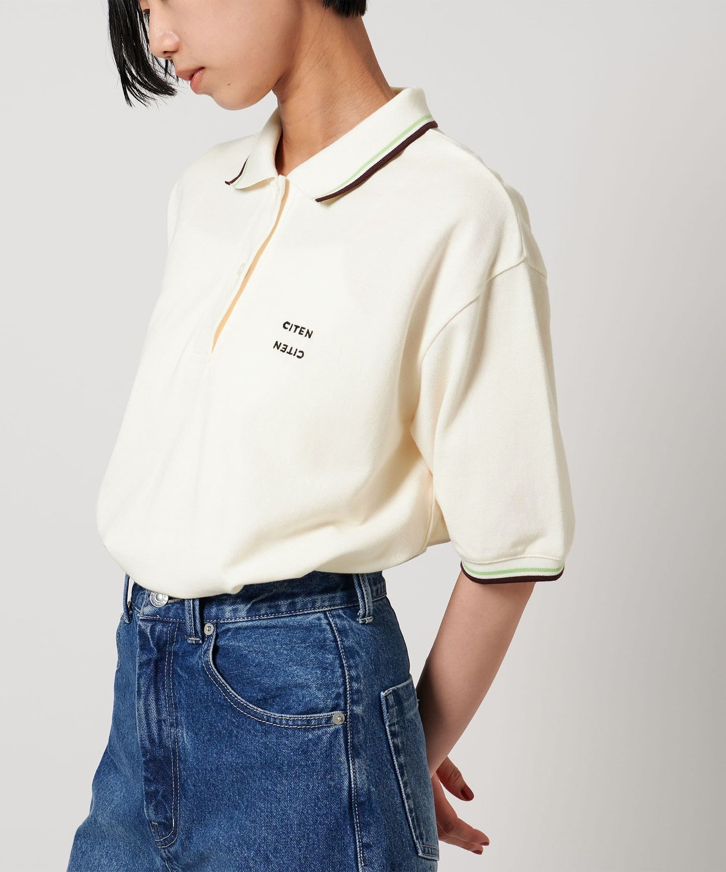 OFF WHITE