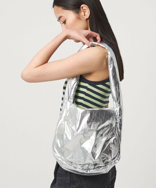 ＜CITEN＞翻蓋蓬鬆半月肩背包