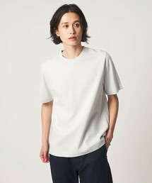 ＜A DAY IN THE LIFE＞絲光加工雙面布料波紋上衣