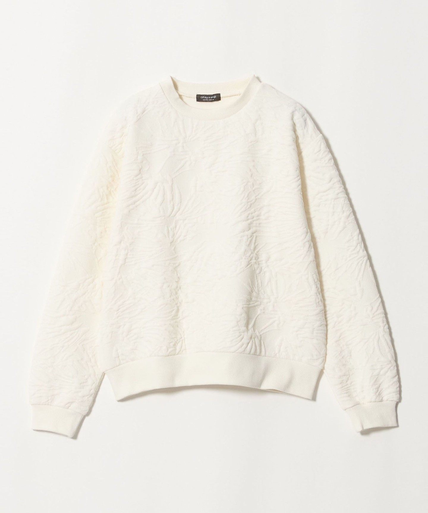 OFF WHITE