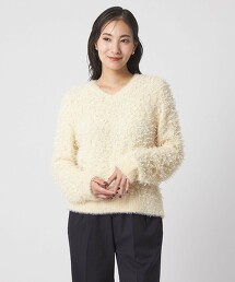 ＜A DAY IN THE LIFE＞羽毛×薄紗V領針織