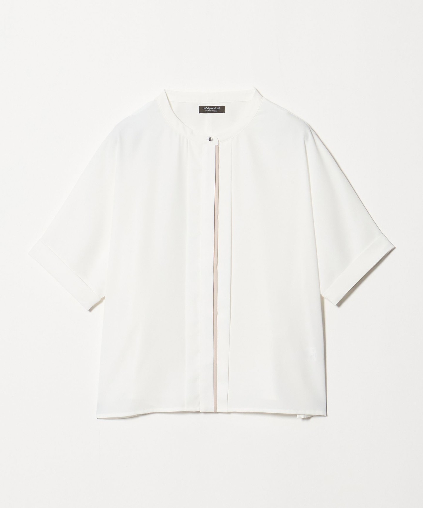 OFF WHITE