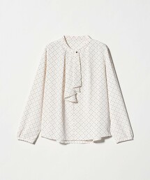 ＜A DAY IN THE LIFE＞正面荷葉罩衫