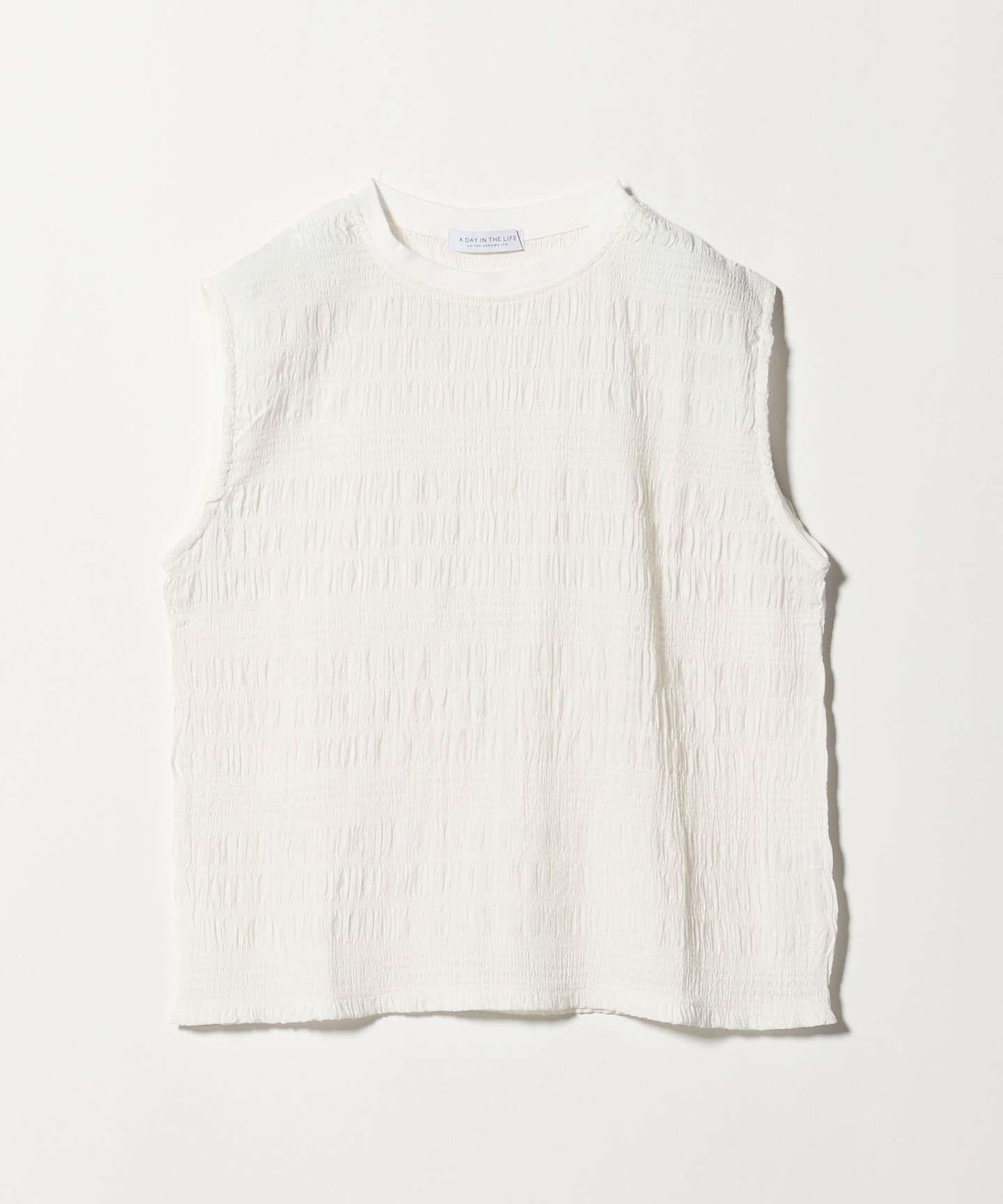 OFF WHITE