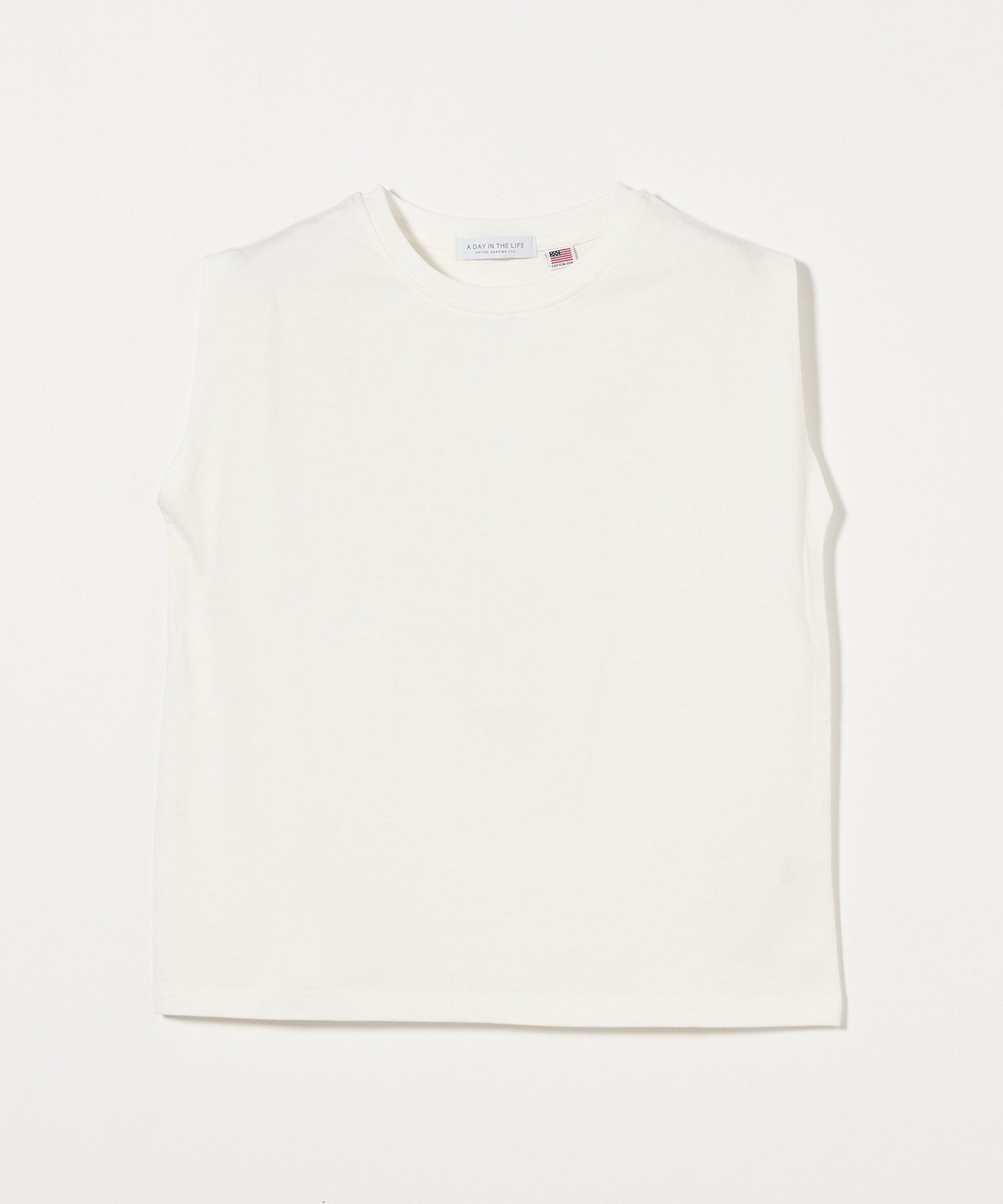 OFF WHITE