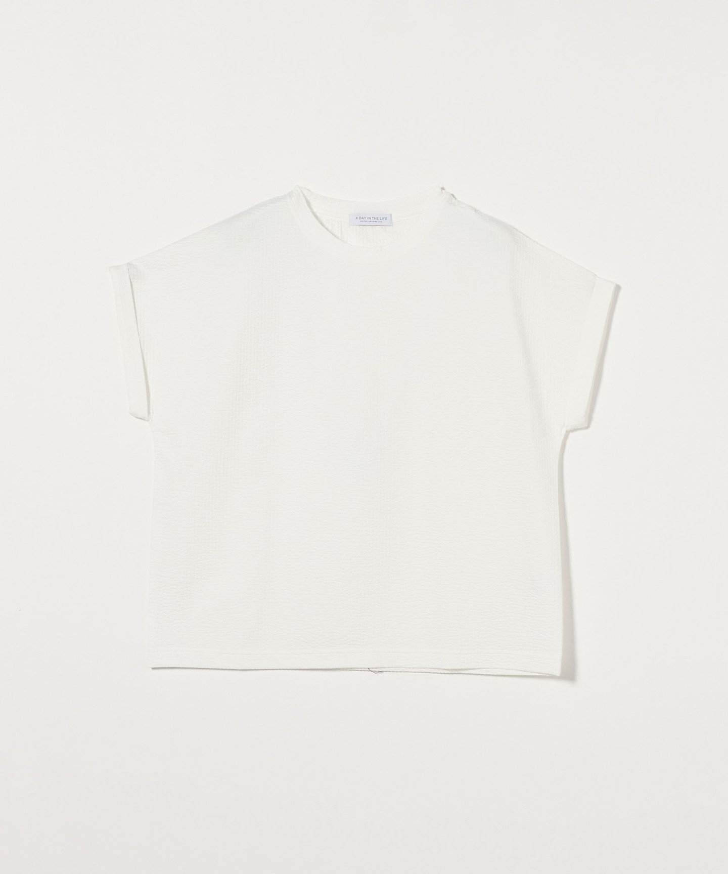 OFF WHITE