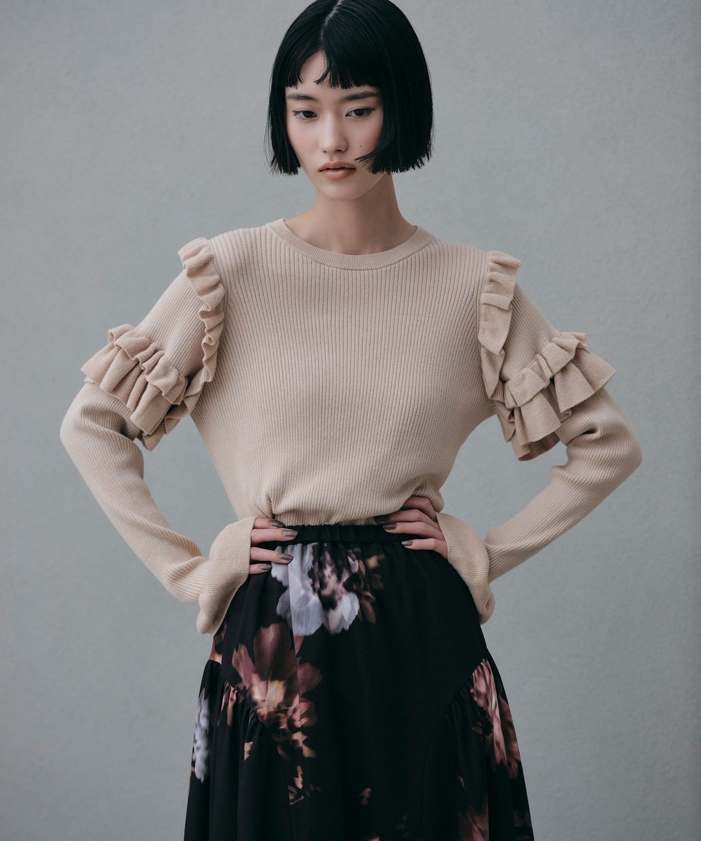BEIGE