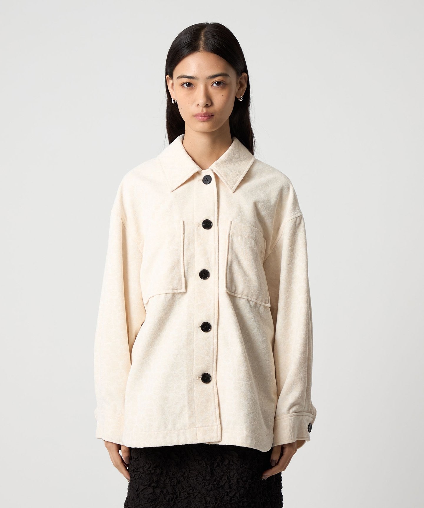 OFF WHITE
