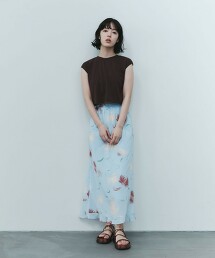 ＜EMMEL REFINES＞ 陰影花朵印花長裙