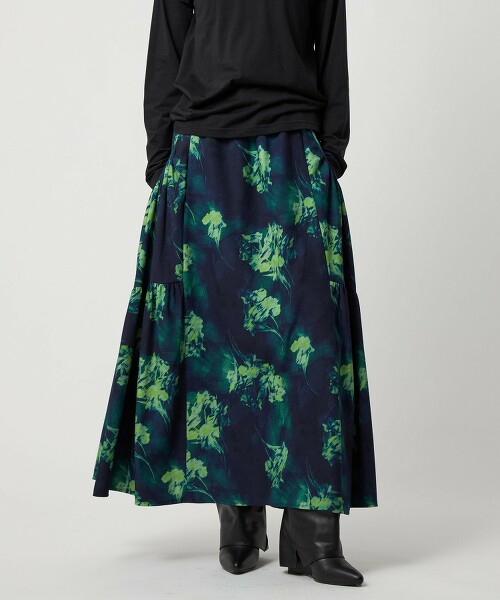 ＜EMMEL REFINES＞ 蛋糕口袋抓皺印花長裙