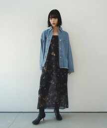 ＜EMMEL REFINES＞ 花朵印花透膚吊帶洋裝