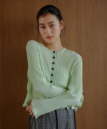 ＜EMMEL REFINES＞ 羅紋鈕扣波浪下擺開襟衫